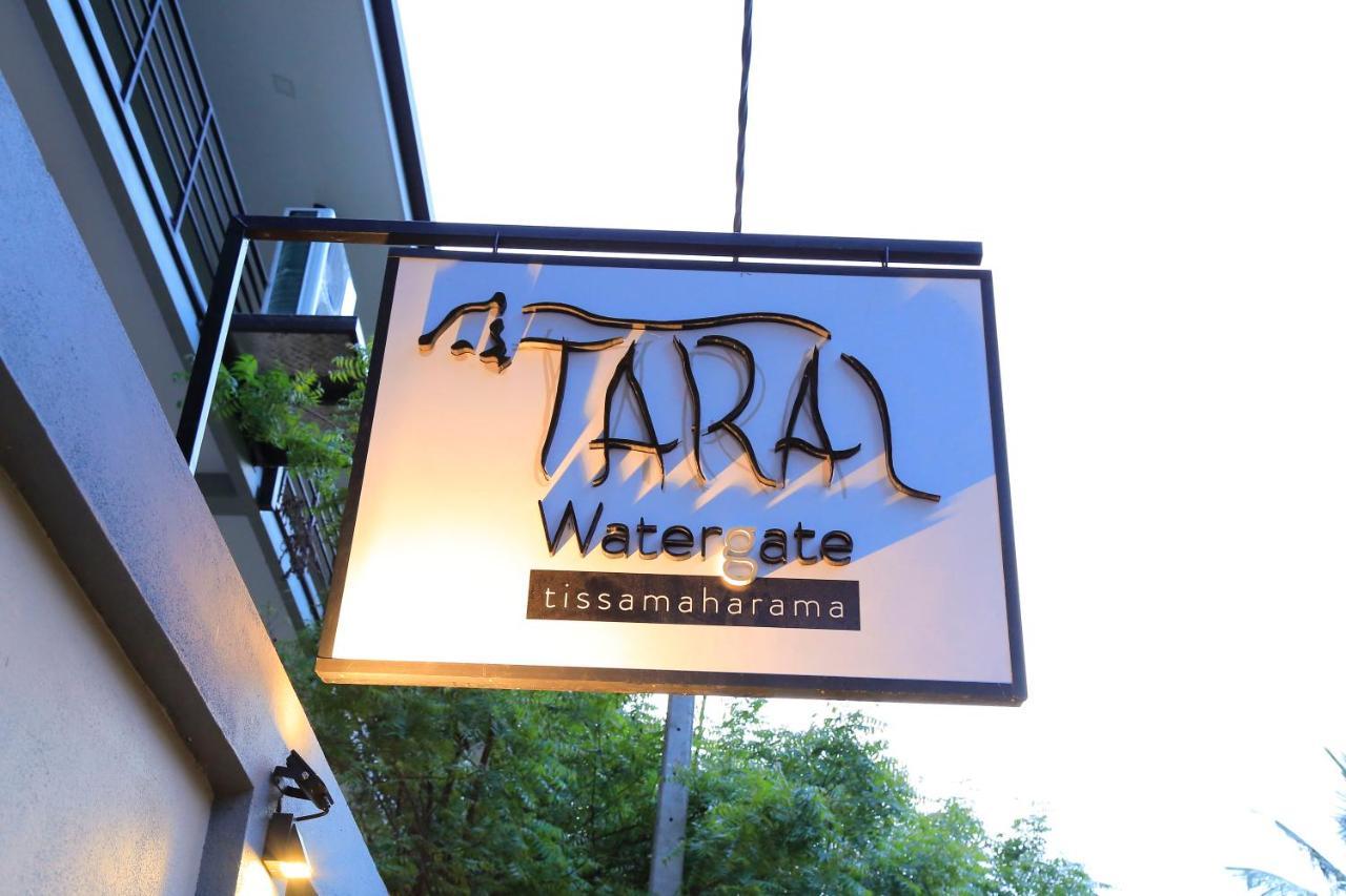Tara Watergate Hotel Тисамахарама Екстериор снимка